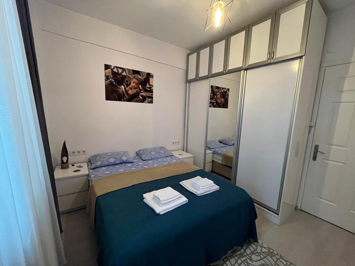 Centrally Located, 2+1 House In Taksim, Cihangir Appartement