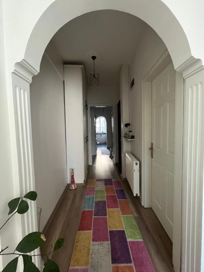 Centrally Located, 2+1 House In Taksim, Cihangir * Istanboel