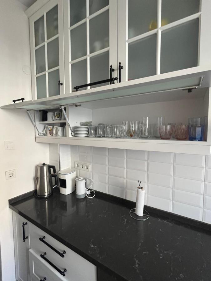 Centrally Located, 2+1 House In Taksim, Cihangir * Istanboel